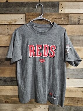 Nike Gray Short-Sleeve Tee with Red 'REDS' Graphic